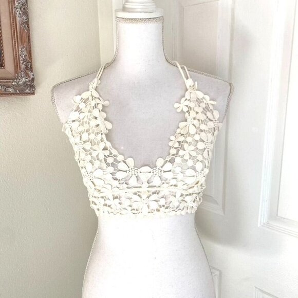 Free People Intimately Ivory White Miss DAZIE Bralette Crochet Size Medium - Picture 2 of 14
